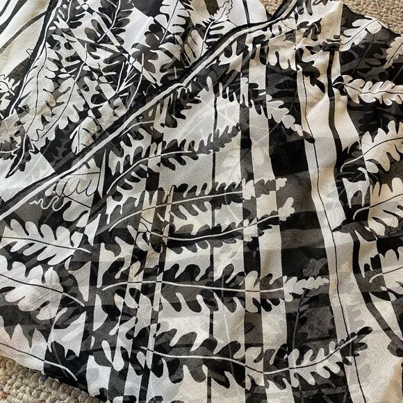 VTG JONES NEW YORK Designer Silk Scarf Wrap 10x53” Long ScarvesiLove Feminine - Picture 5 of 6